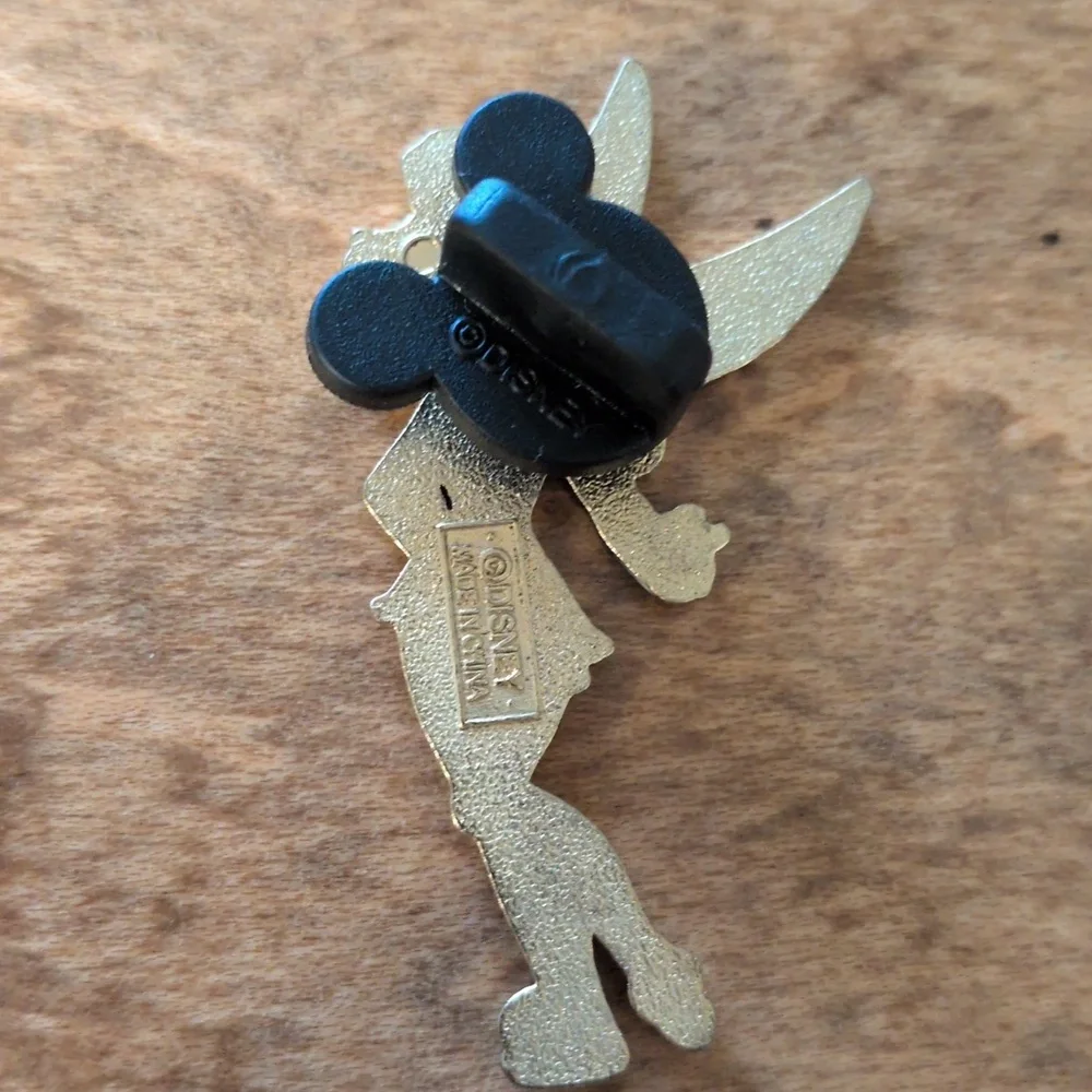 2006 Sassy Tinkerbell Rhinestone Pin - Picture 2 of 3